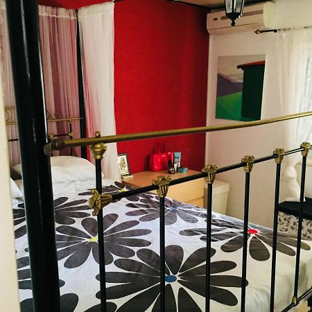 Artist Cottage In Dromolaxia Larnaca Exterior foto